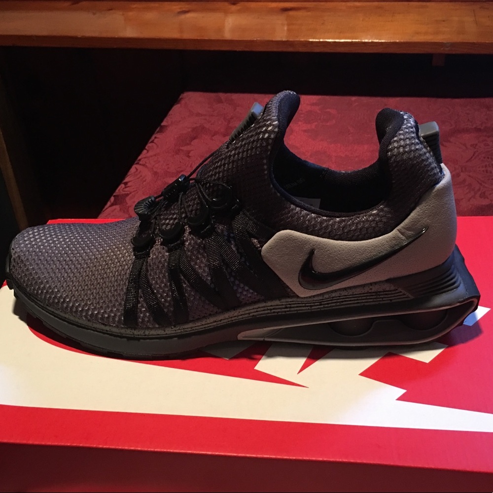 Nike Shox Gravity